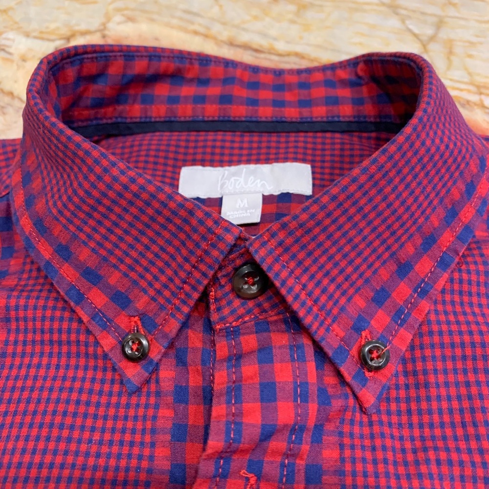Boden Button-Down Size: M - Picture 4 of 4